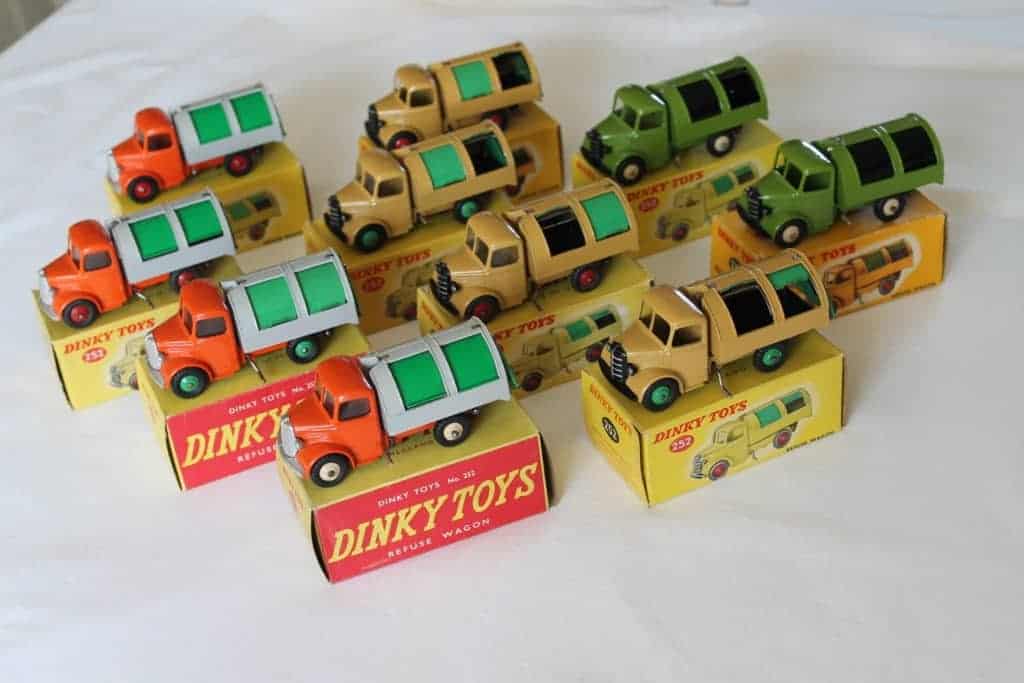 Dinky 25V/252 Bedford Refuse Wagon Toys - Diecast