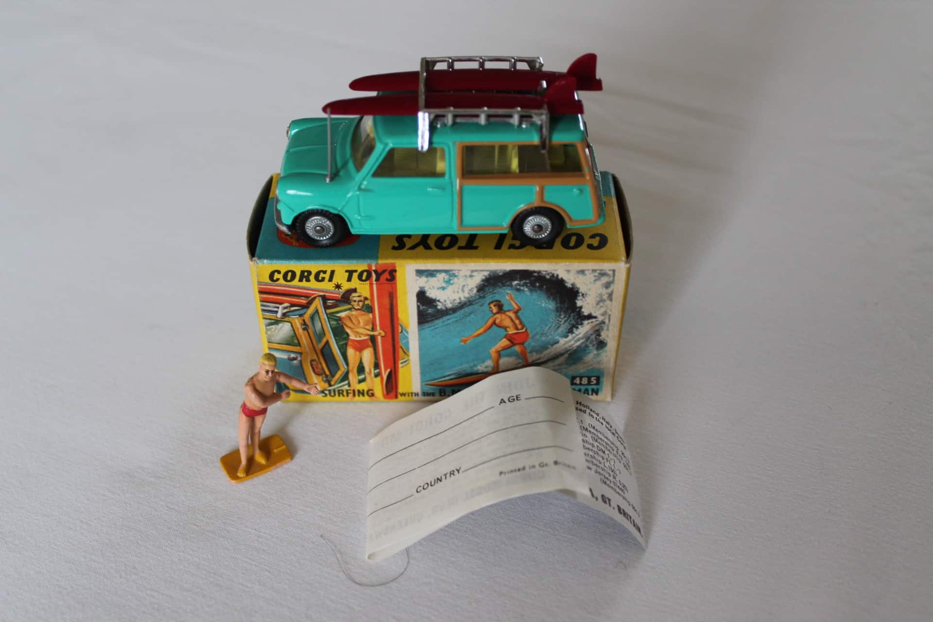 Miniature Corgi 1/43 : Austin Mini Countryman Surf (collection, Boîte D’origine)