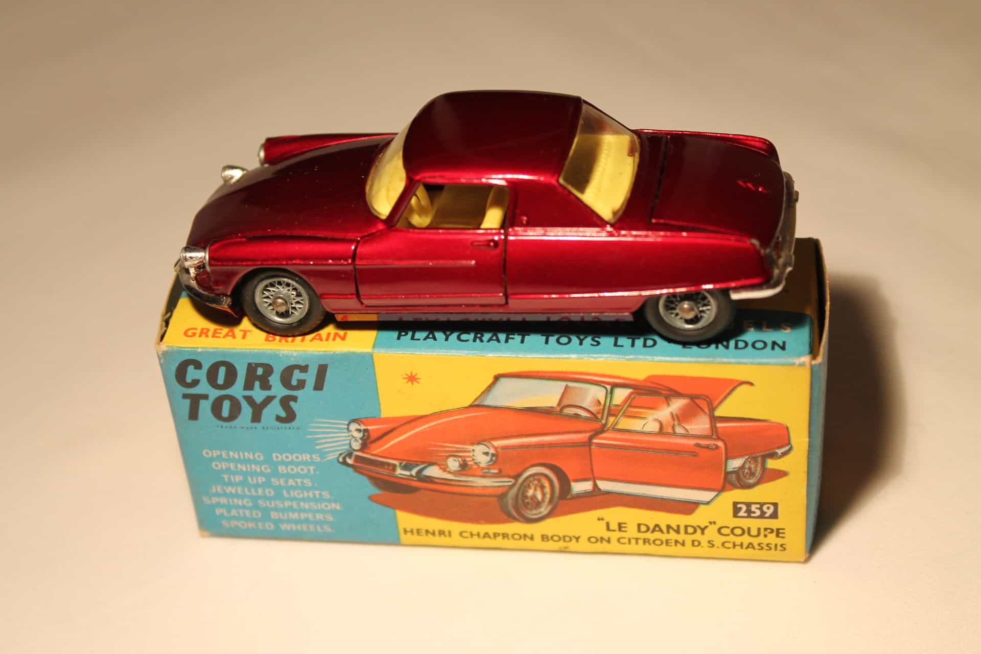 Jouet Corgi - Citroën DS Coupé Le Dandy - Modèle Miniature D'origine - Occasion
