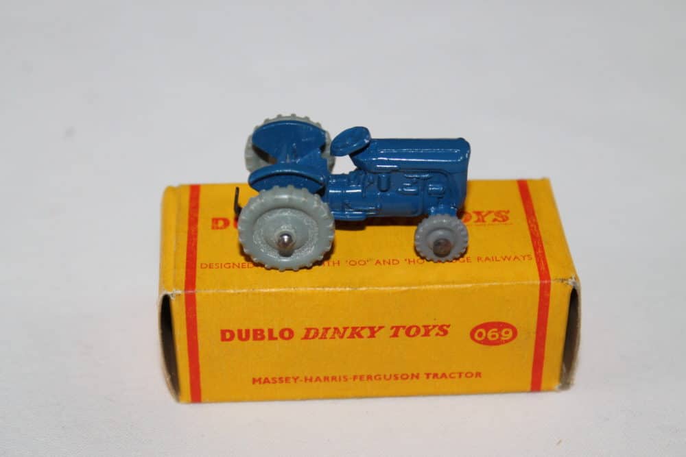 Dublo Dinky Toy 069 Massey Ferguson Tractor-side