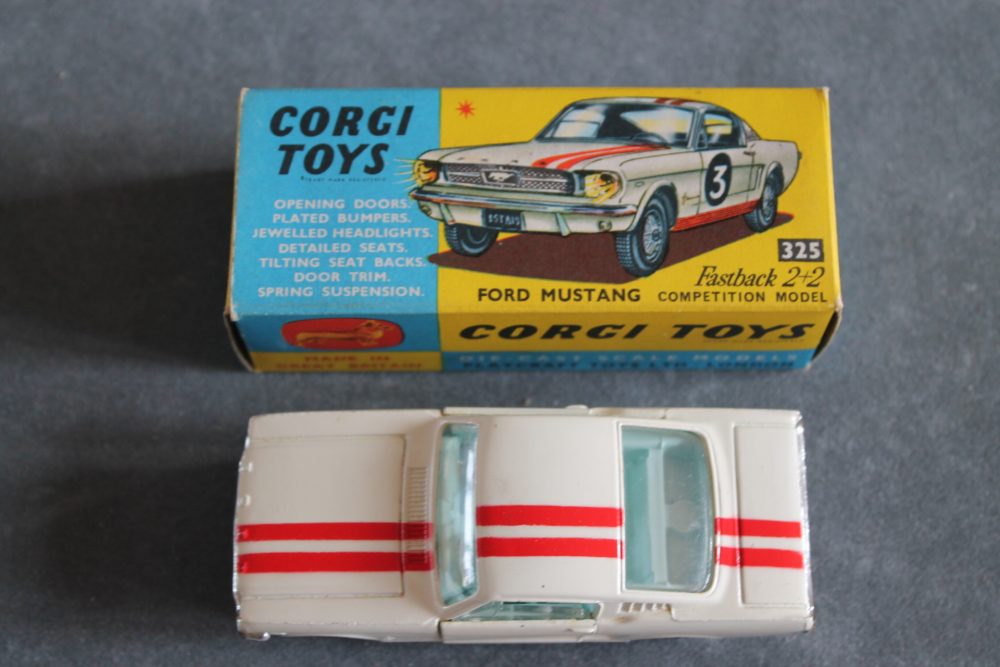 ford mustang competition corgi toys 325 top