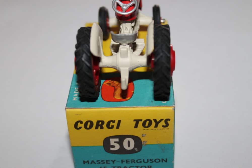 Corgi Toys 050 Massey Ferguson '65' Tractor-back