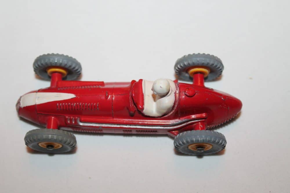Dinky Toys 231 Maserati Racing Car-top