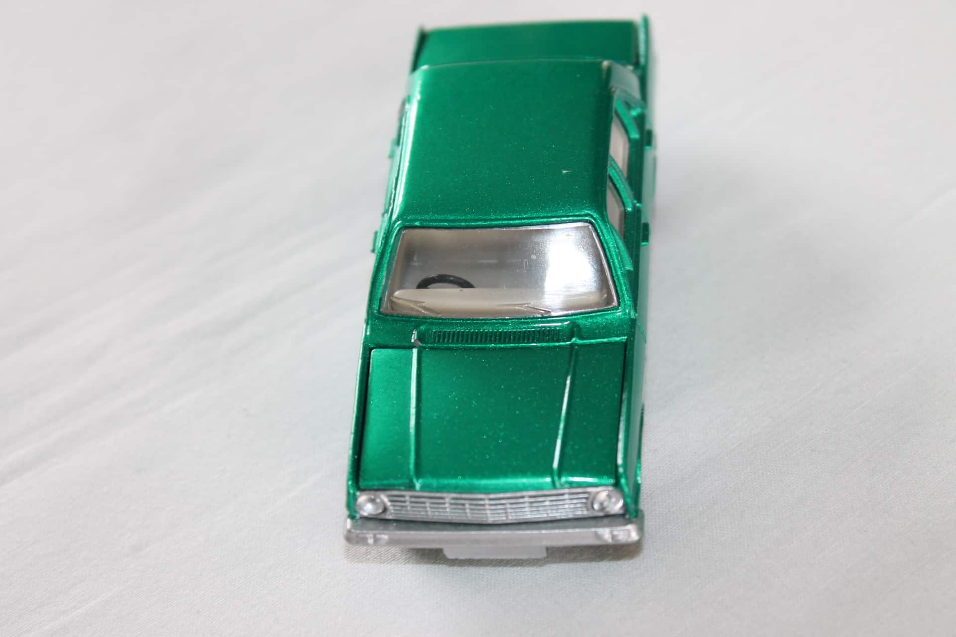 1/43 Dinky Toys 151 Vauxhall 101 from the 1960's in Excellent