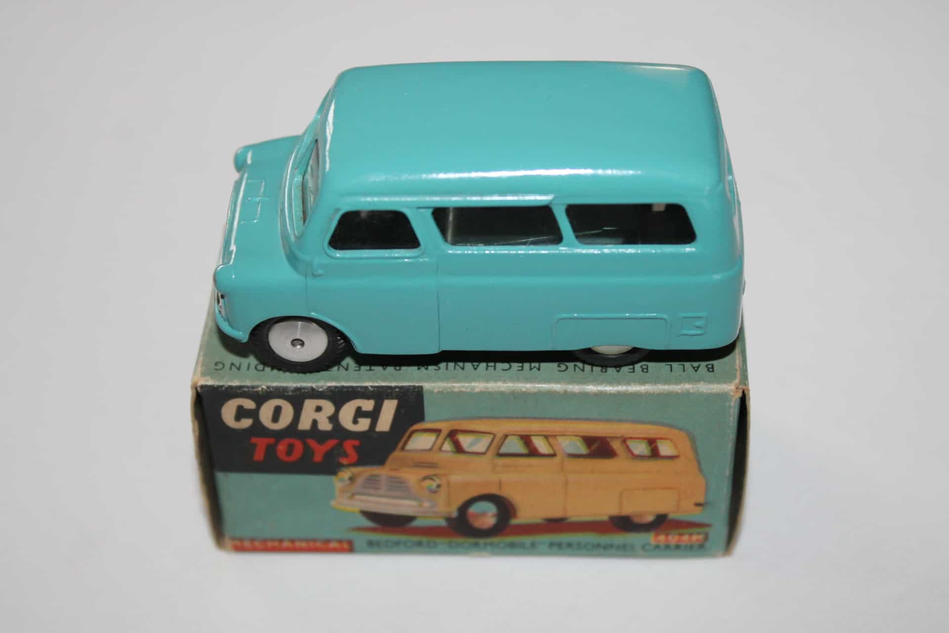 Corgi Toys 404M Bedford Dormobile Personnel Carrier Mechanical - Diecast