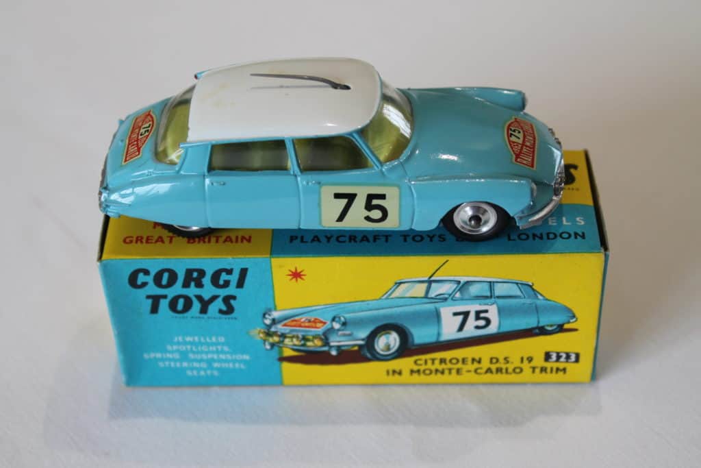 Miniature Corgy Toys – Citroën DS 19 Restaurée En Cabriolet, Made In GT Britain, Occasion