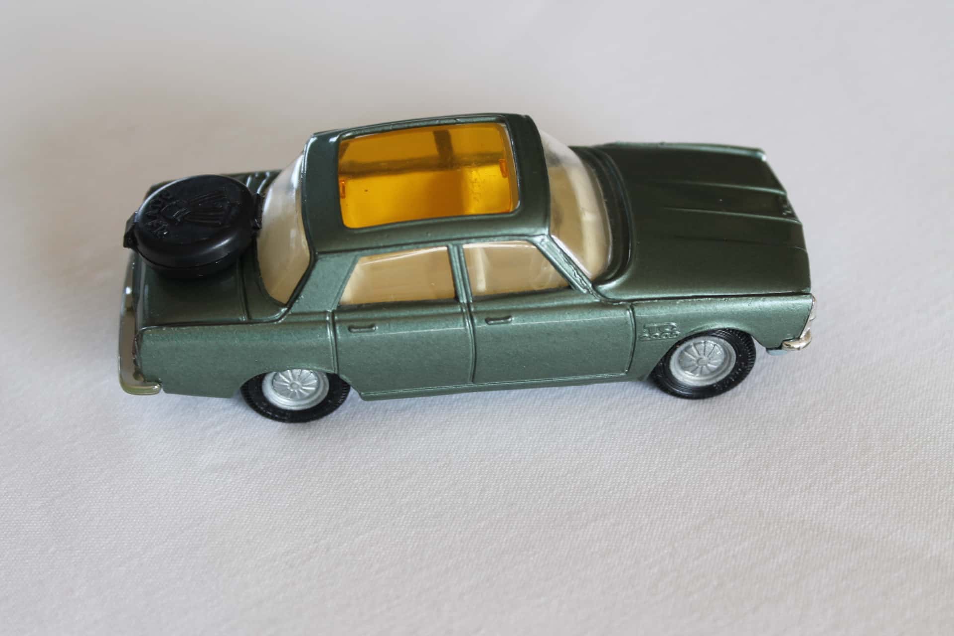 Toys 275 Rover 2000 TC Diecast