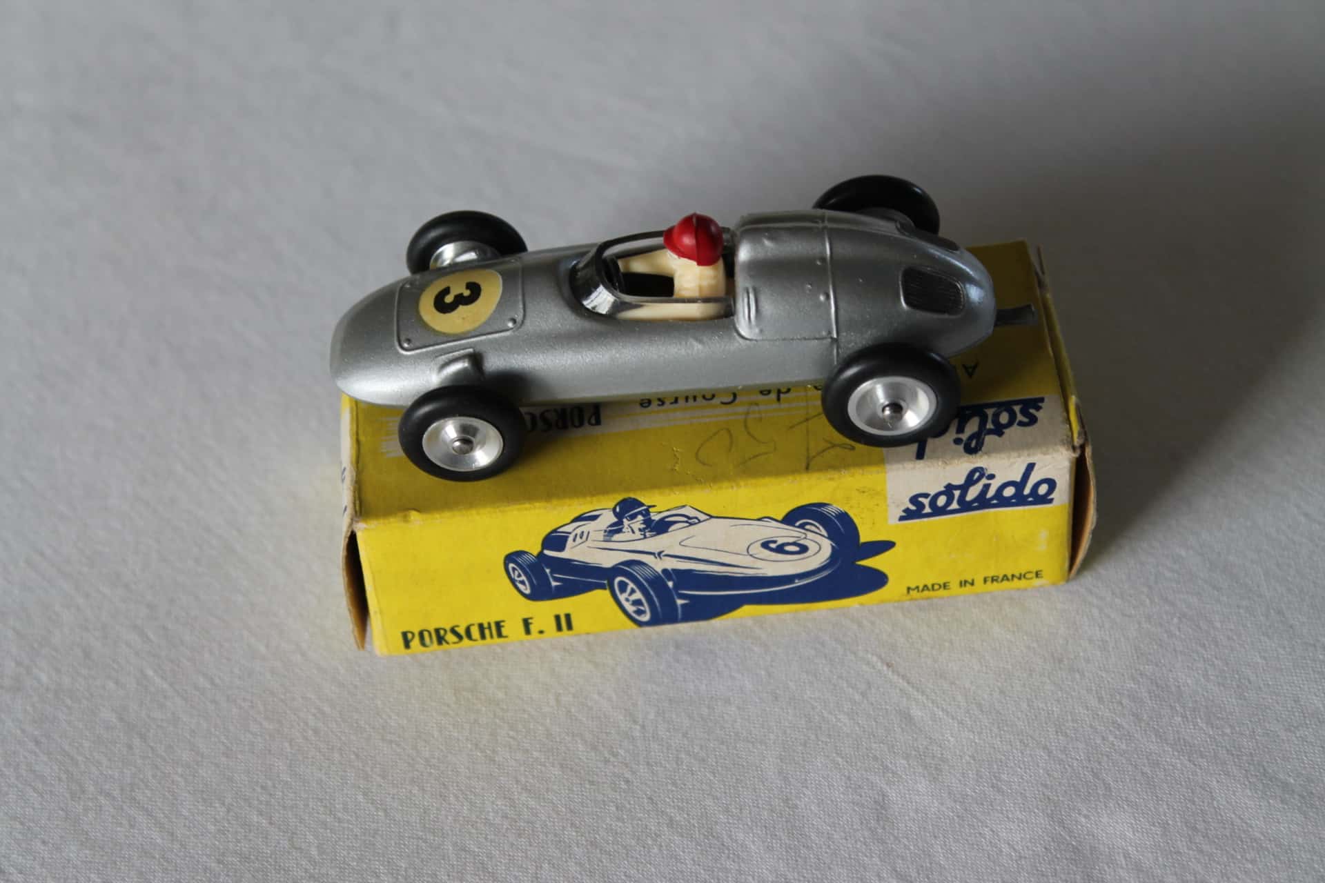 SOLIDO REF 117 PORSCHE FⅡ（⑨bule） Solido 117, Porsche F 11 - Free Price Guide & Review