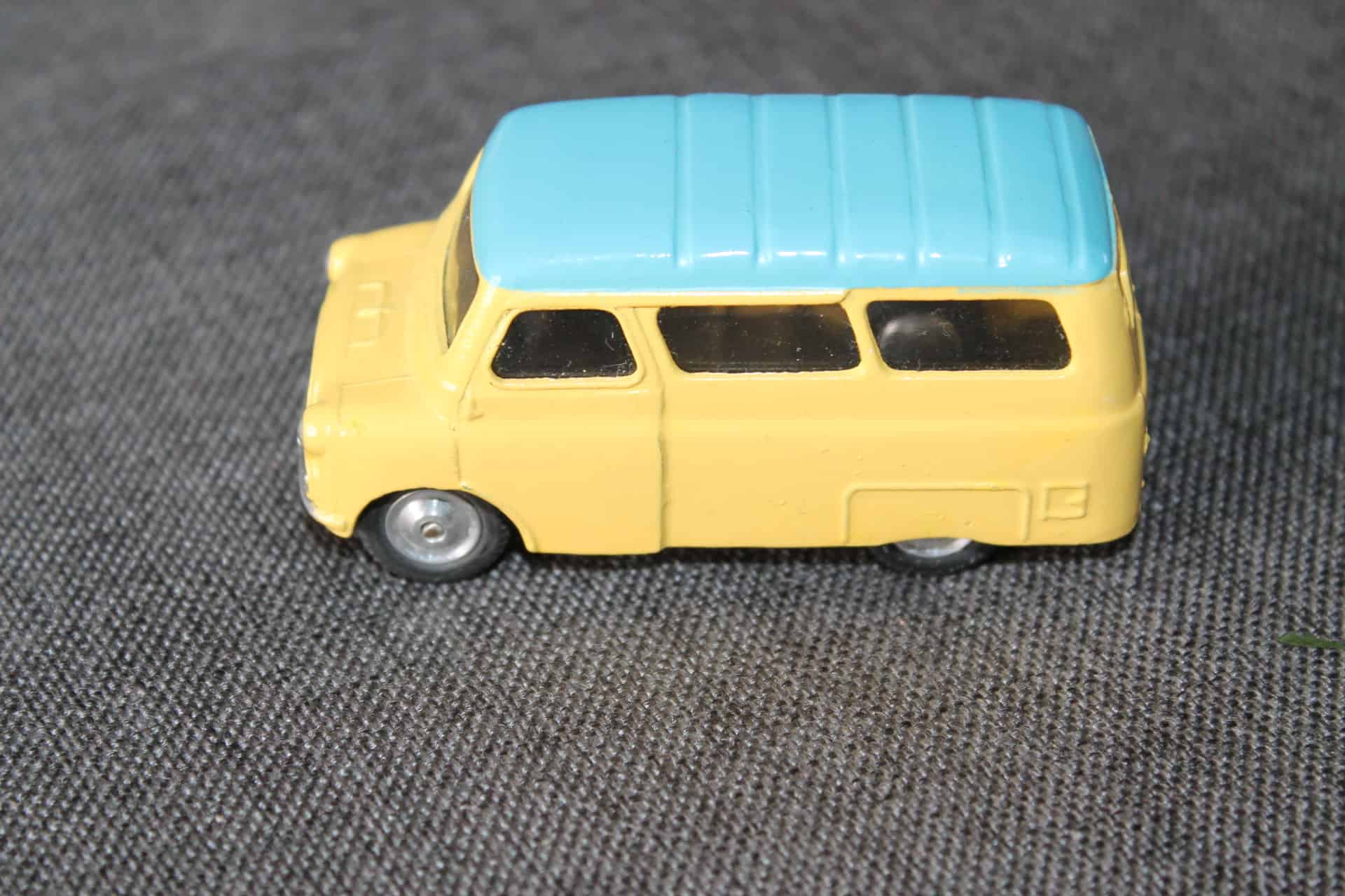 Corgi Toys 404 Bedford Dormobile - Diecast