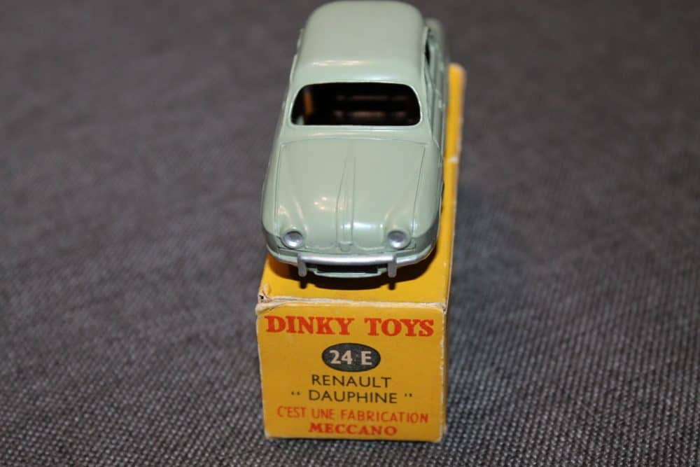 renault-dauphine-green-covex-wheels-french-dinky-toys-24e-front