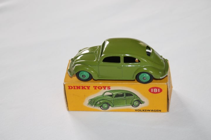 Dinky Toys 181 VW Beetle
