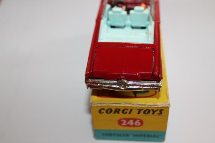 Corgi Toys 246 Chrysler Imperial-back