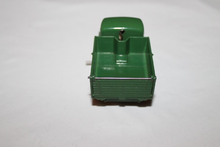Dinky Toys 25m Bedford Tipper Truck-back