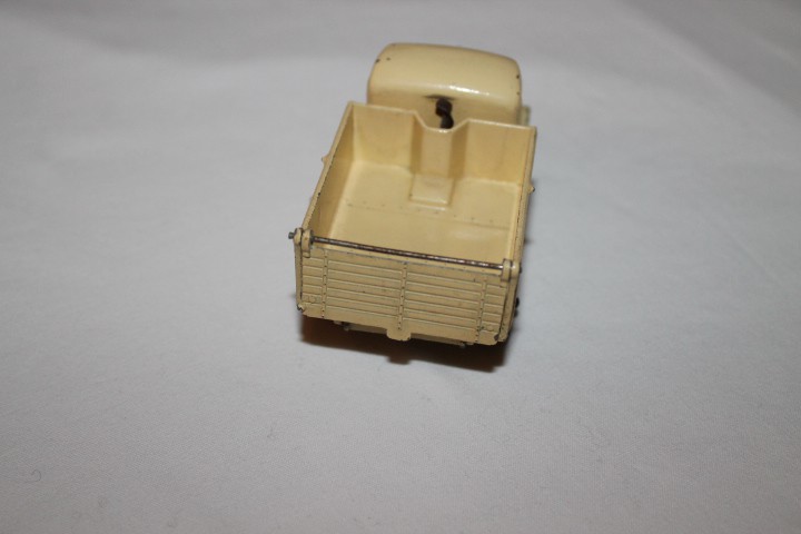 Dinky Toys 25m Bedford Tipper Truck-back