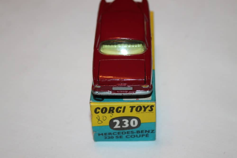 Dinky Toys 230 Mercedes Benz 220 SE Coupe-back