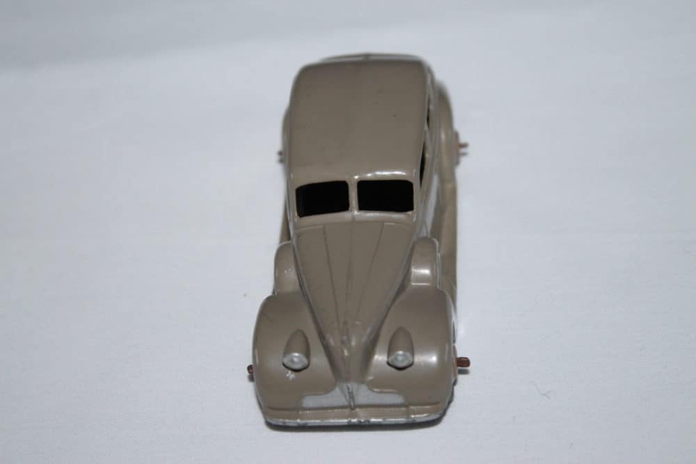 Dinky Toys 39d Buick-front