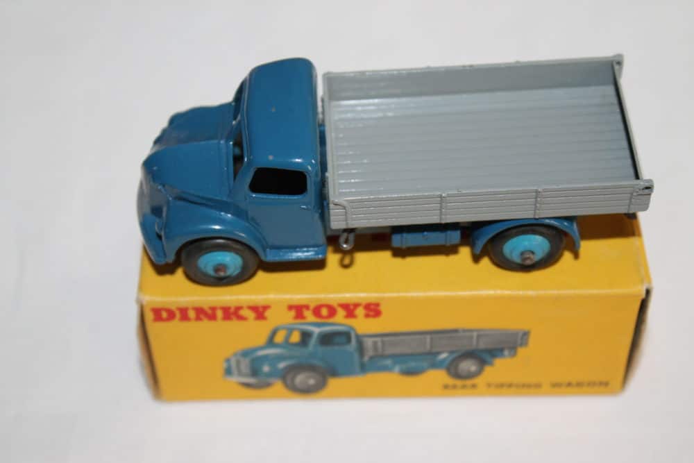 Dinky Toys 414 Dodge Rear Tipping Wagon