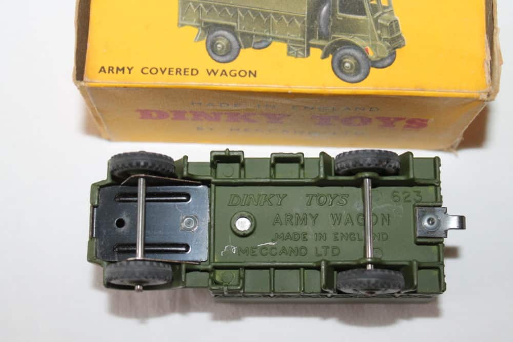 Dinky Toys 623 Army Covered Wagon-base