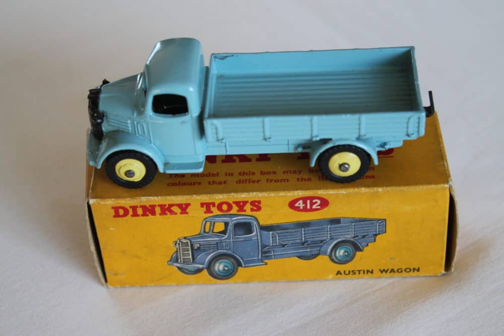 Dinky Toys 412 Austin Wagon - Diecast