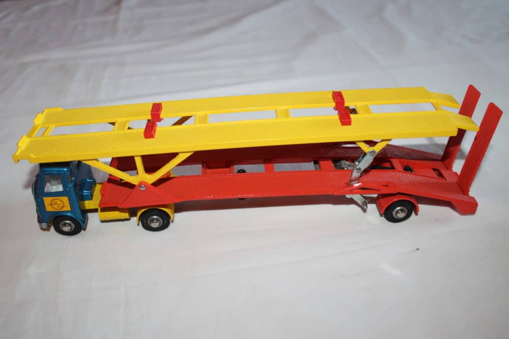 Dinky Toys 974 A.E.C. Hoyner Car Transporter-leftside