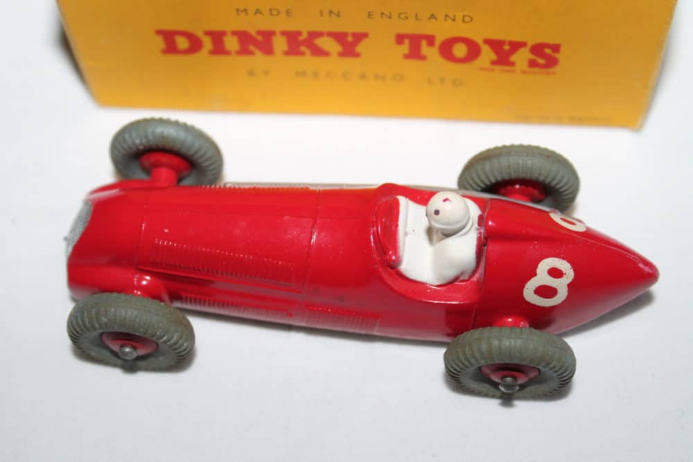 Dinky Toys 232 Alfa Romeo-top