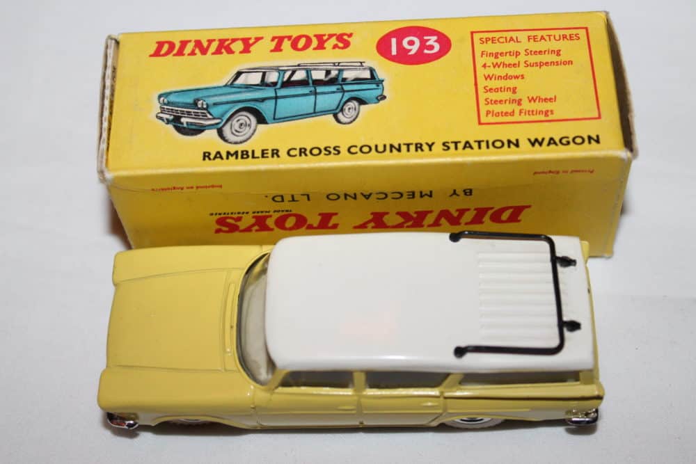 Dinky Toys 193 Rambler Cross Country Station Wagon-top