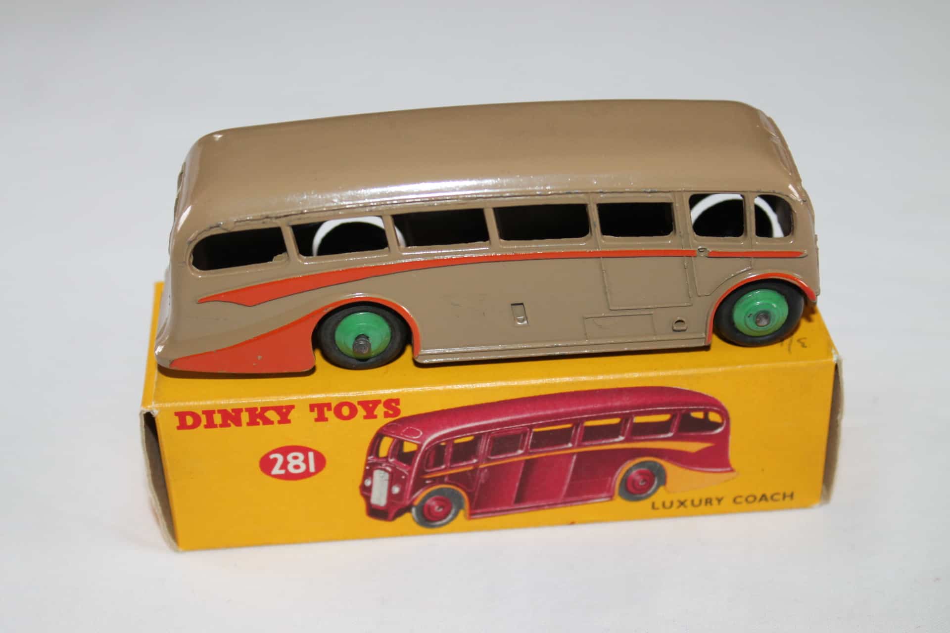 Dinky Toys 281 Luxury Coach - Diecast