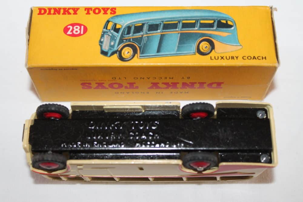 Dinky Toys 281 Luxury Coach-base