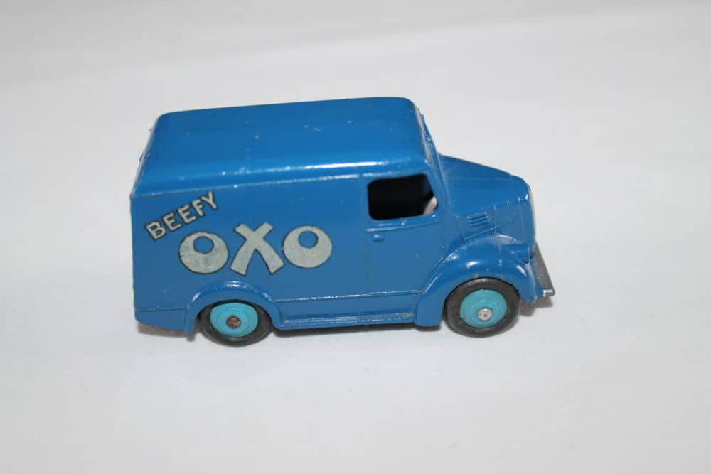 Dinky Toys 453 Trojan 'OXO' Van-side