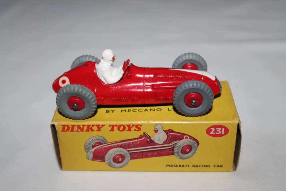 Dinky Toys 231 Maserati Racing Car-side
