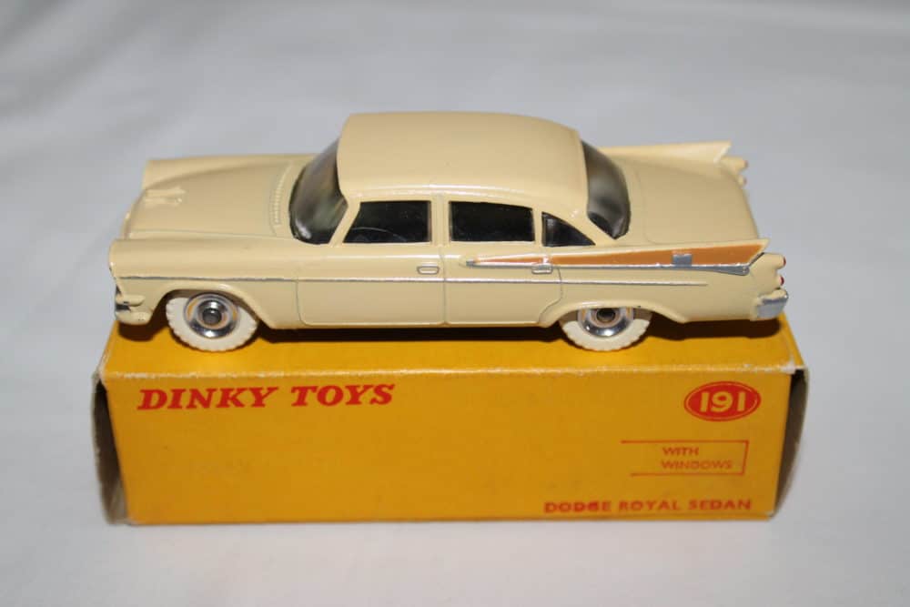 Dinky Toys 191 Dodge Royal Sedan