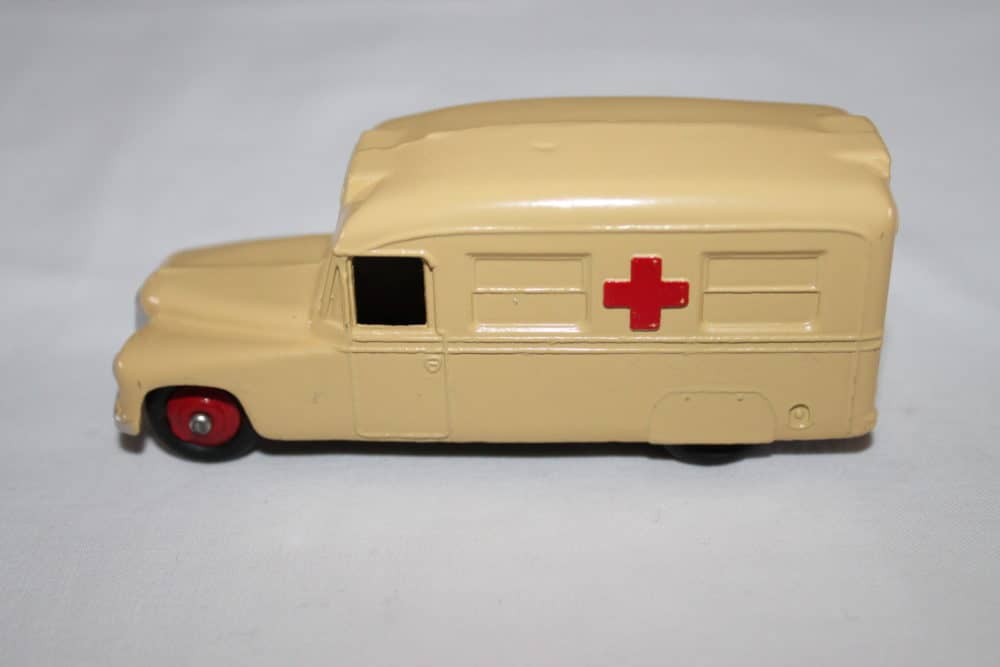 Dinky Toys 030H Trade Box & Daimler Ambulance