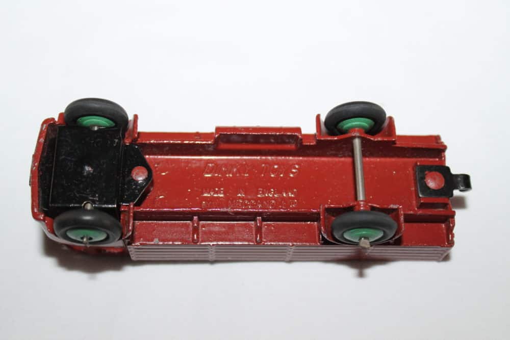Dinky Toys 025R Forward Control Lorry-base
