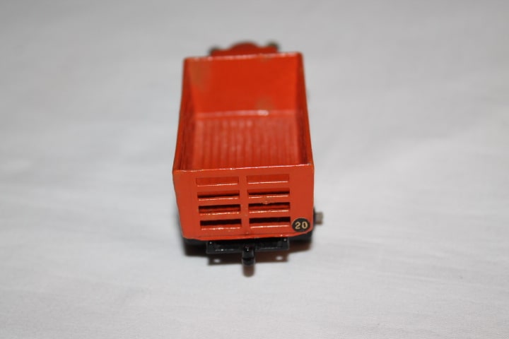 Dinky Toys 025F Market Gardners Lorry Type 4-back