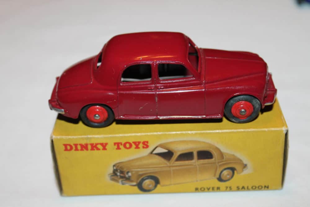 Dinky Toys 156/140B Rover 75 Saloon-side