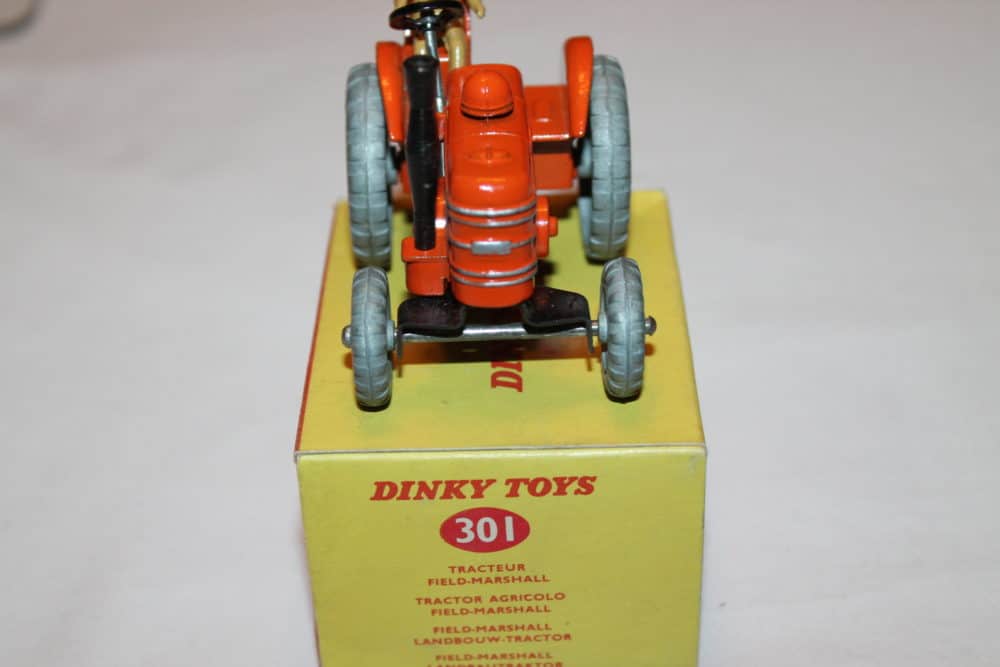 Dinky Toys 301 Field Marshall Tractor-front
