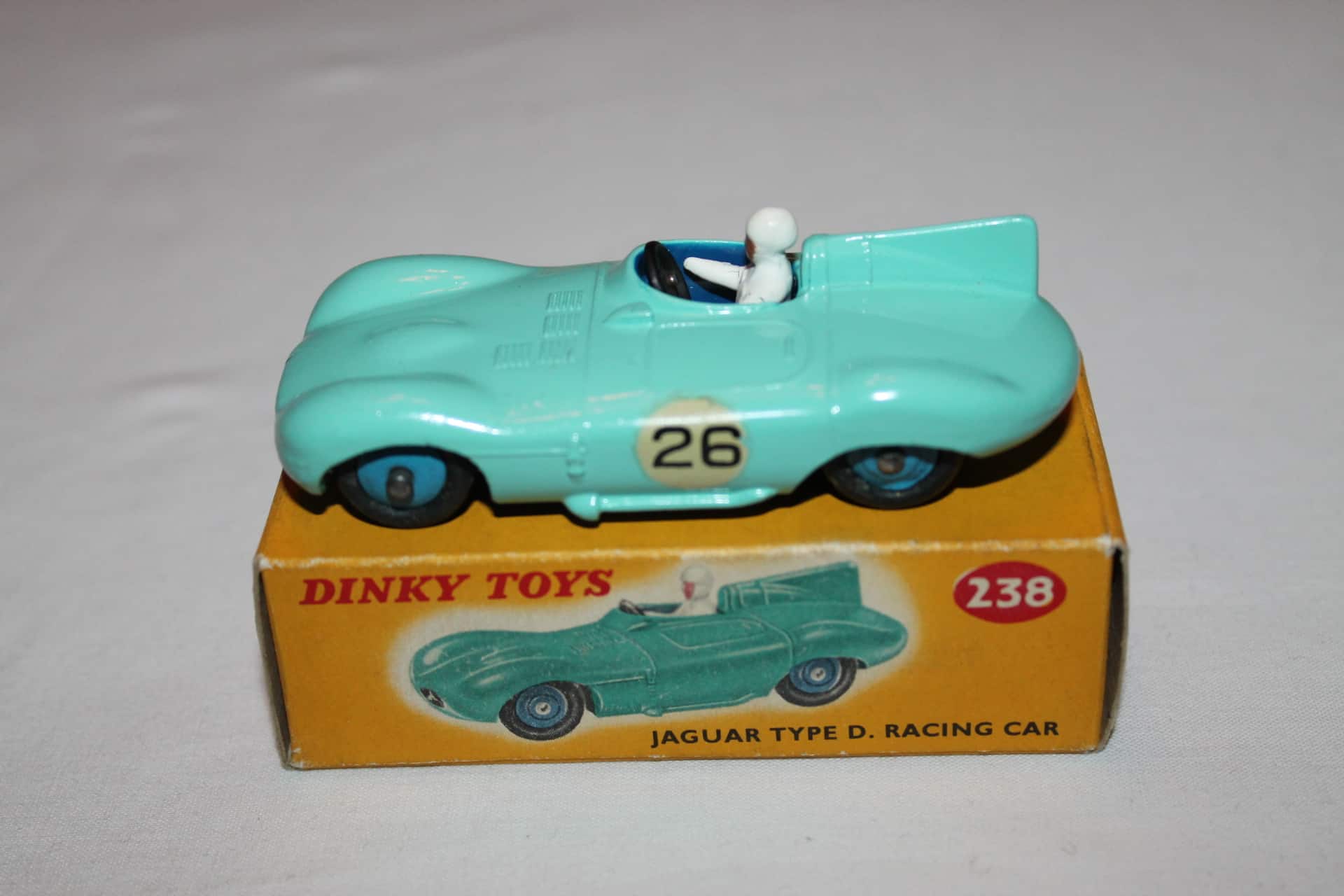 Dinky Toys 238 'D' Type Jaguar - Diecast