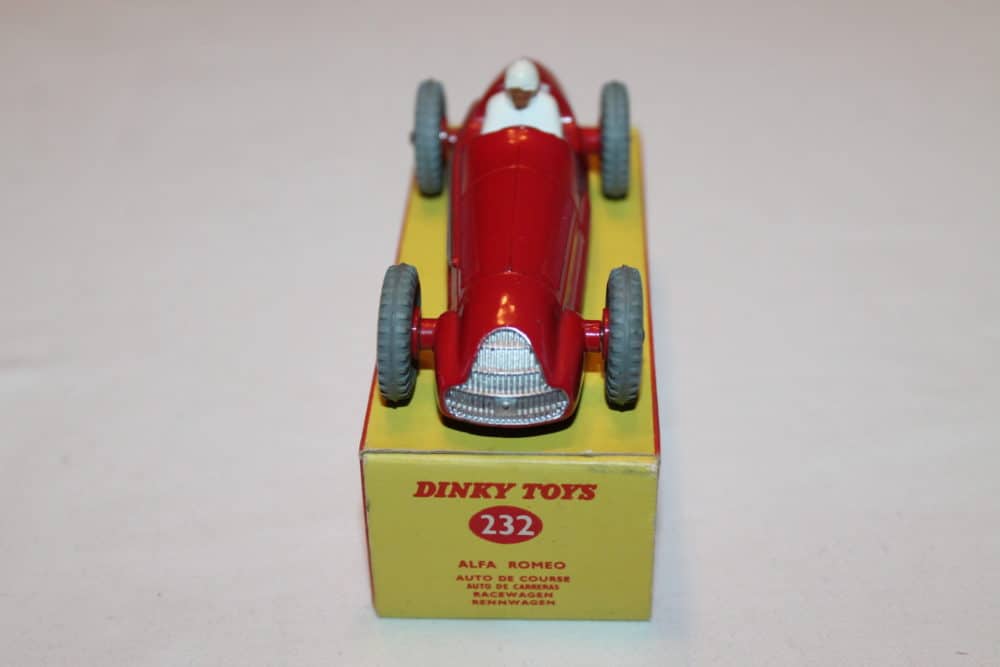 Dinky Toys 232 Alfa Romeo-front
