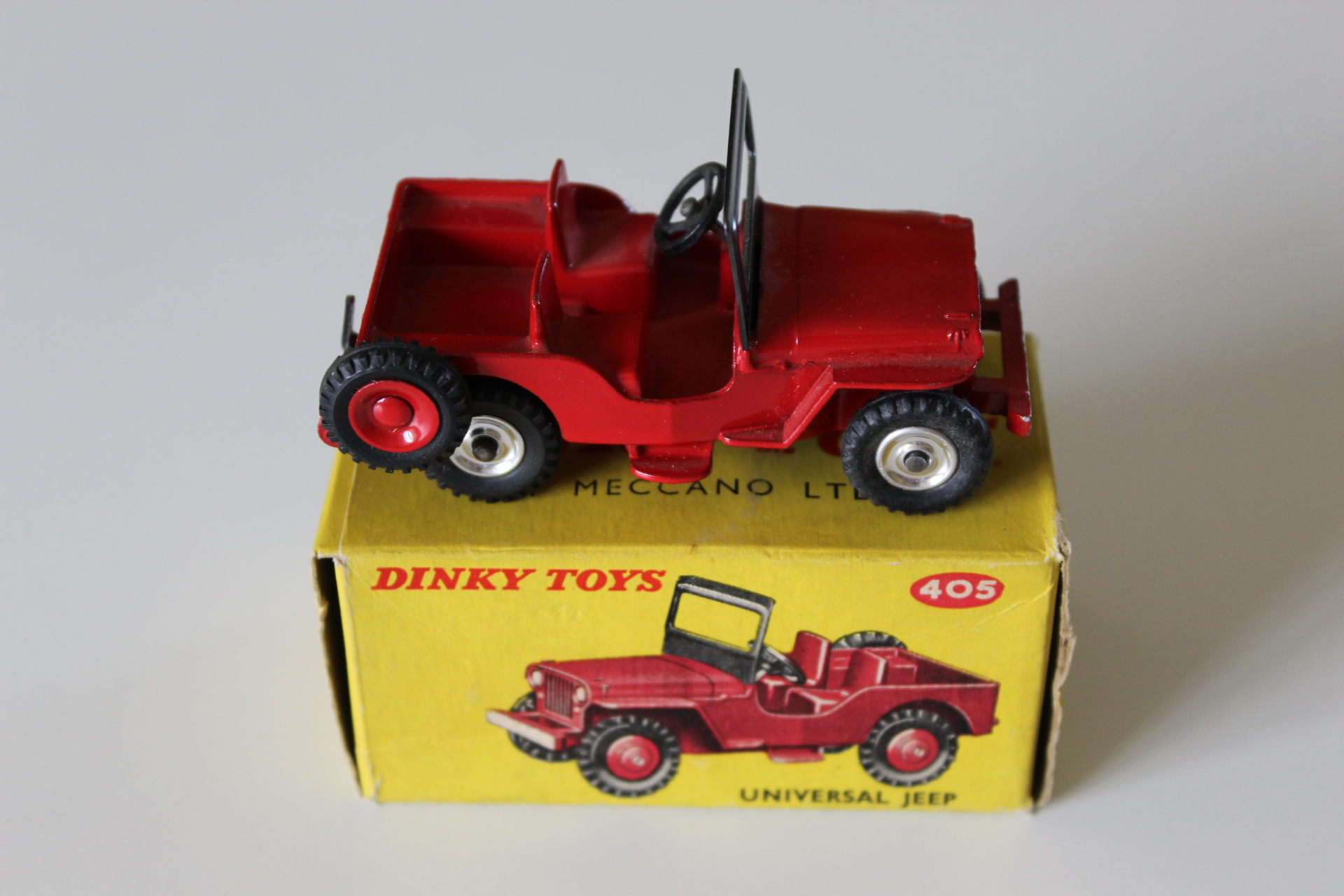 universal jeep rare version dinky toys 405 side