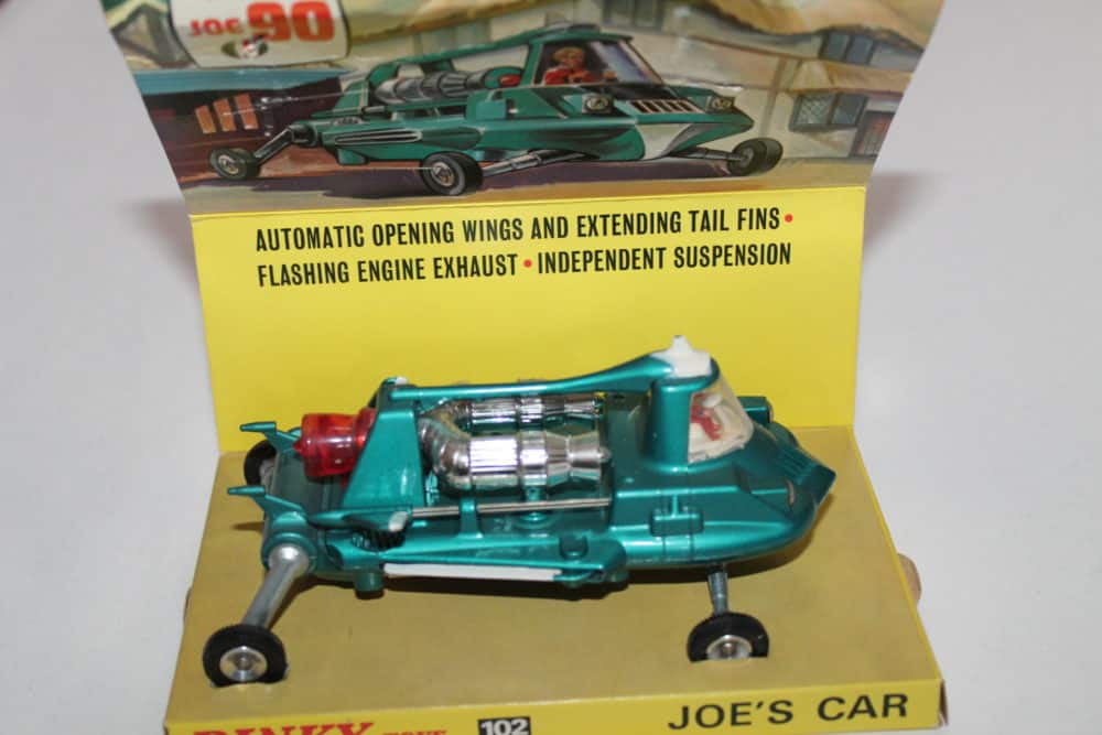 Dinky Toys 102 Joe's Car-onstand