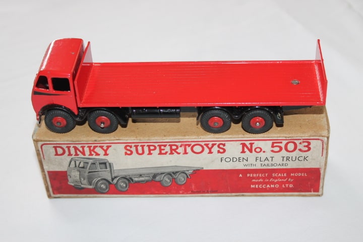 Dinky Toys 503 1st Cab Foden Flat truck with Tailboard