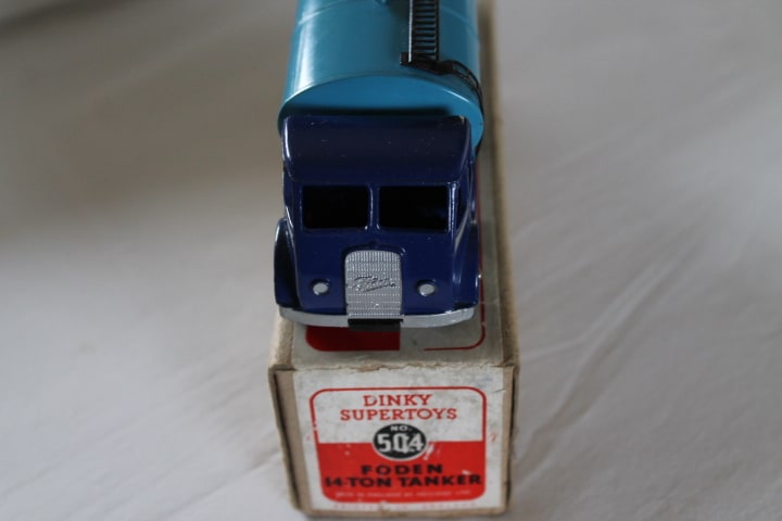 Dinky Toys 504 1st Cab Foden Tanker-front