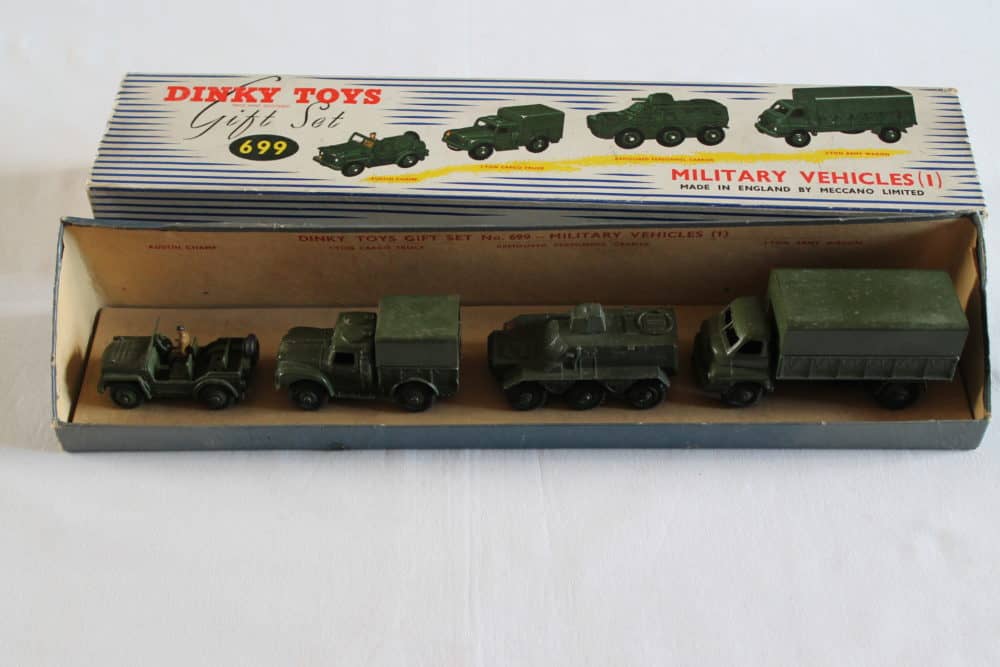 Dinky Toys 699 4 Vehicle Military Gift Set-top