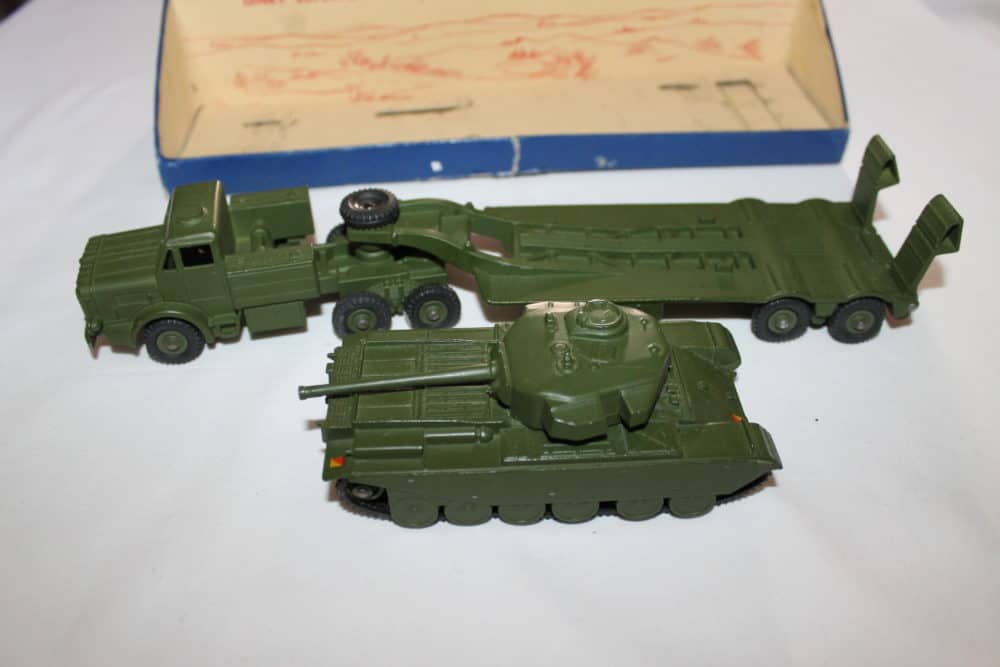 Dinky Toys 698 Tank Transporter with Tank Gift Set-leftside
