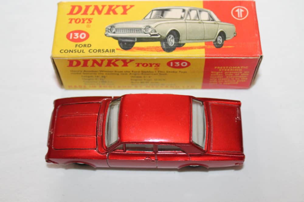 Dinky Toys 130 Ford Consul Corsair-top