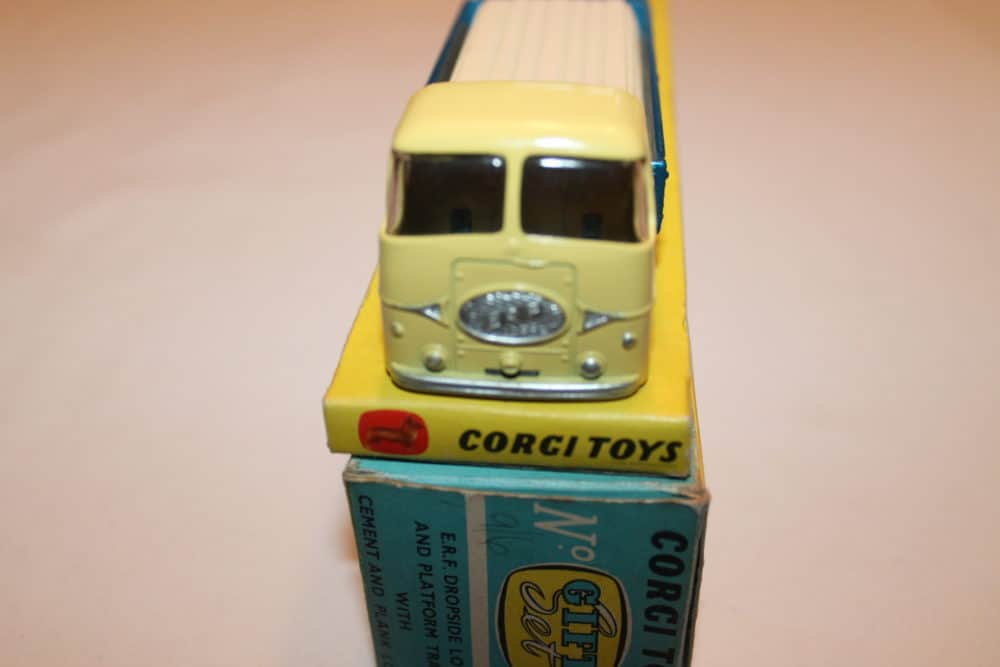 Corgi Toys Gift Set 11 E.R.F Dropside Lorry and Trailer with loads-front