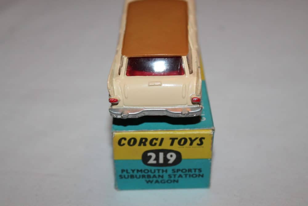 Corgi Toys 219 Plymouth Sports Suburban Station Wagon-back