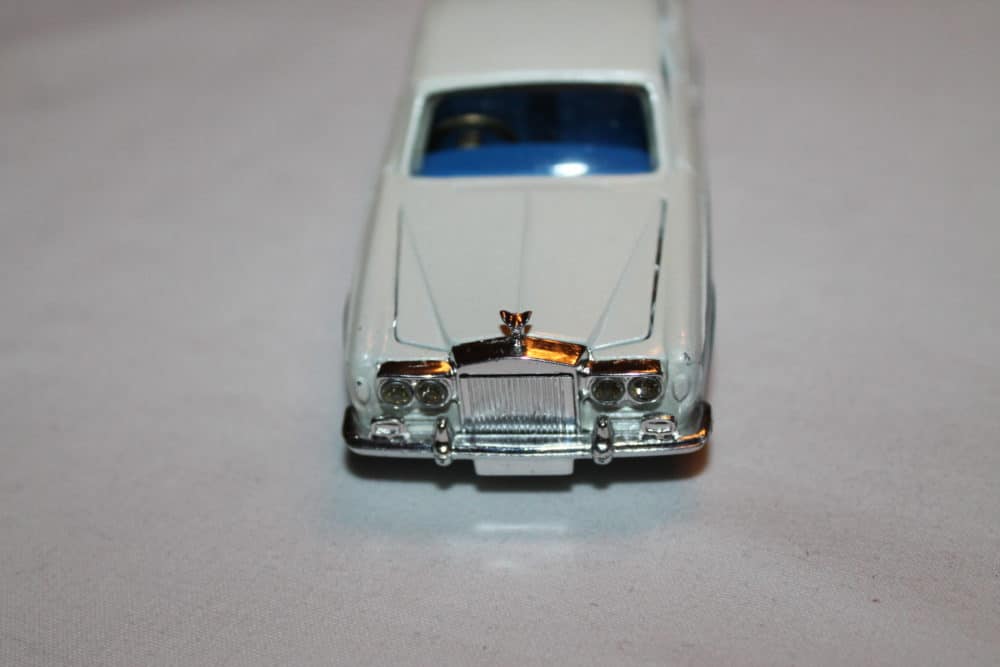 Corgi Toys 273 Rolls Royce Silver Shadon 'Mulliner works'-front
