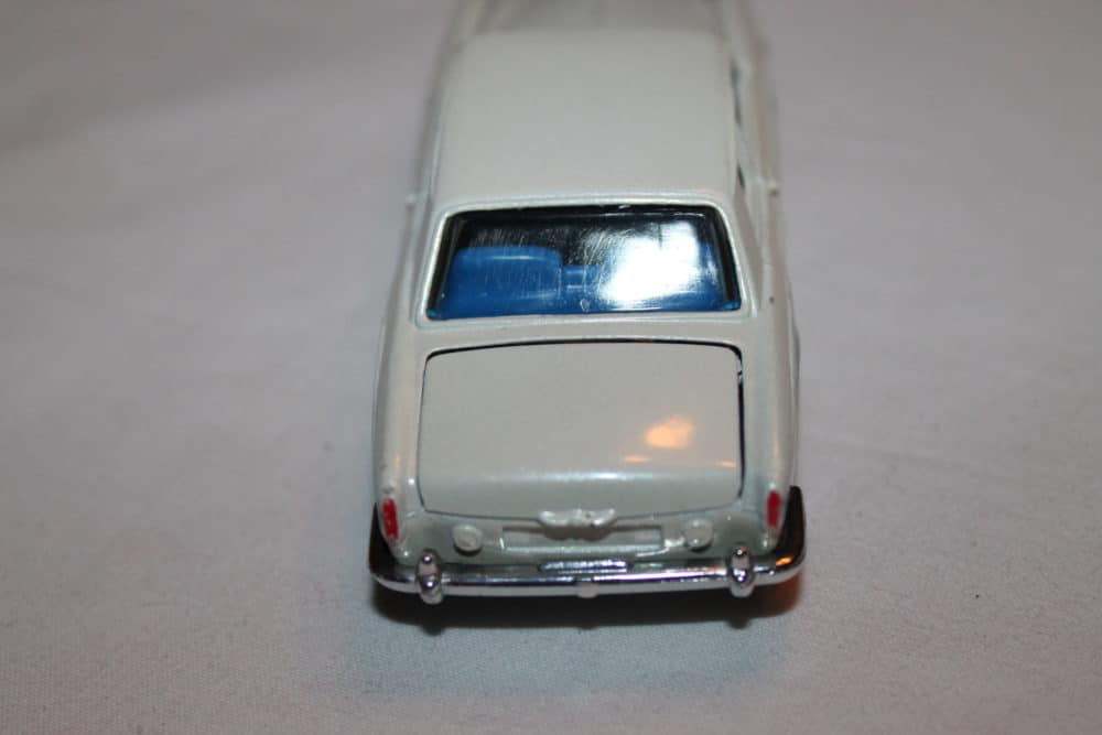 Corgi Toys 273 Rolls Royce Silver Shadon 'Mulliner works'-back