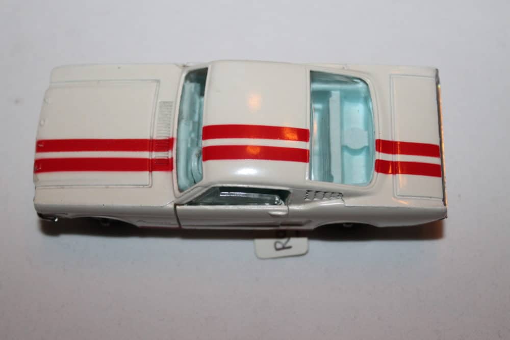 Corgi Toys 325 Ford Mustang Fastback 2+2 Competition model-top